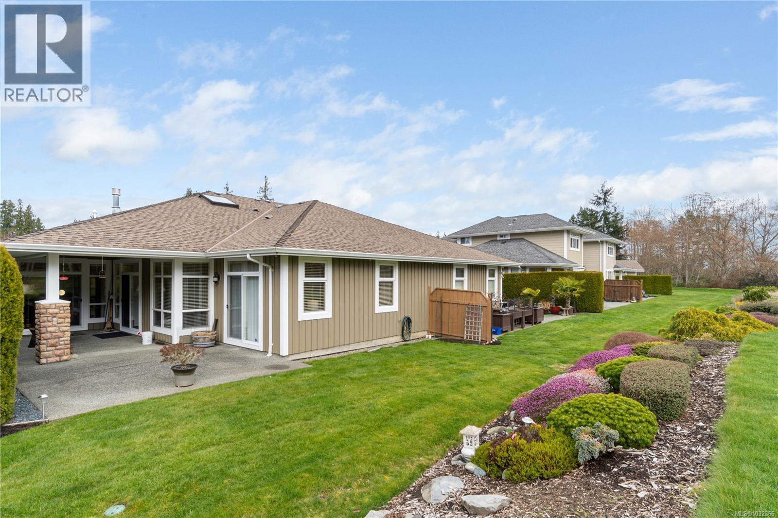 #118 730 BARCLAY CRES - 19