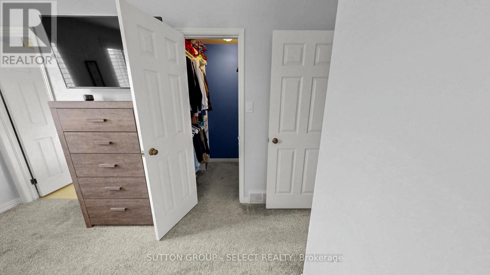 14 WHISPERWOOD CRESCENT Property Photo