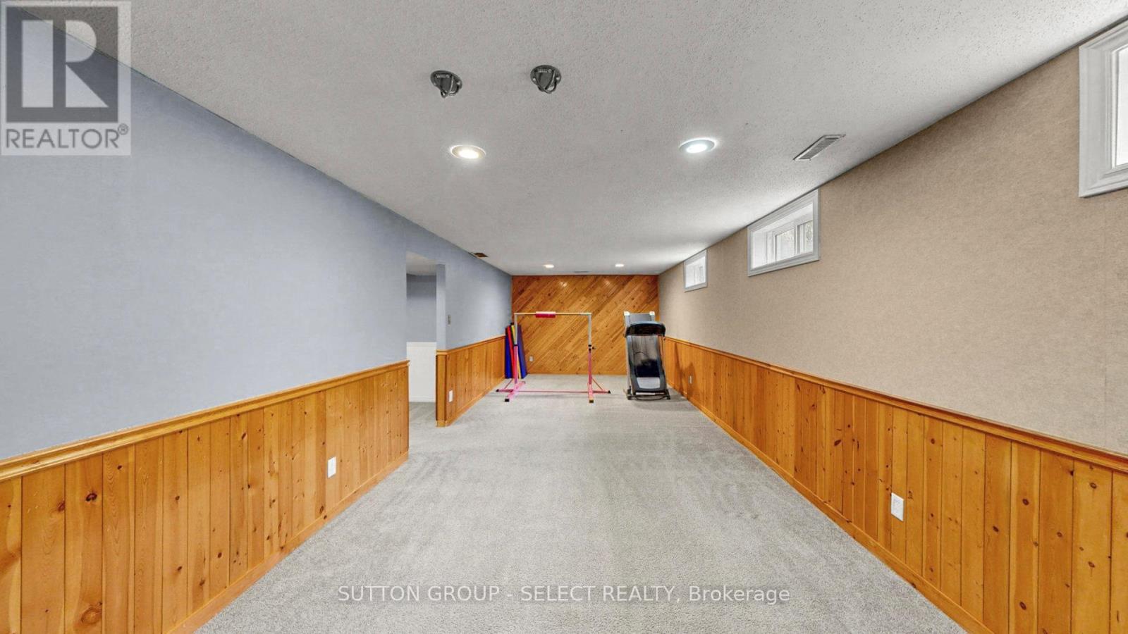 14 WHISPERWOOD CRESCENT Property Photo