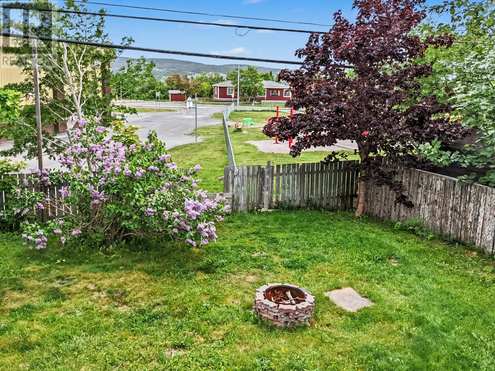 105 Frecker Drive — photo 20