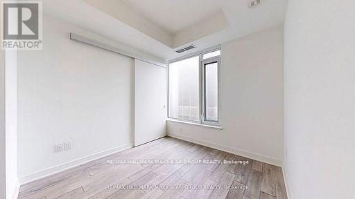 #2510 11 YORKVILLE AVENUE - 18