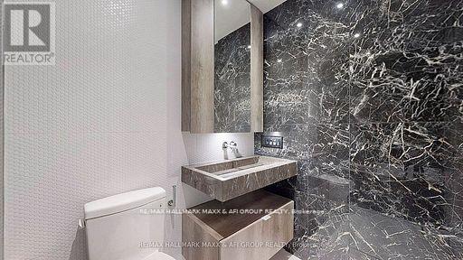 #2510 11 YORKVILLE AVENUE - 30
