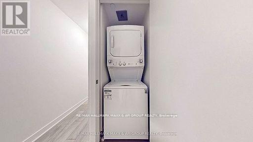 #2510 11 YORKVILLE AVENUE - 31