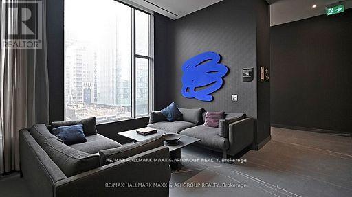#2510 11 YORKVILLE AVENUE - 37