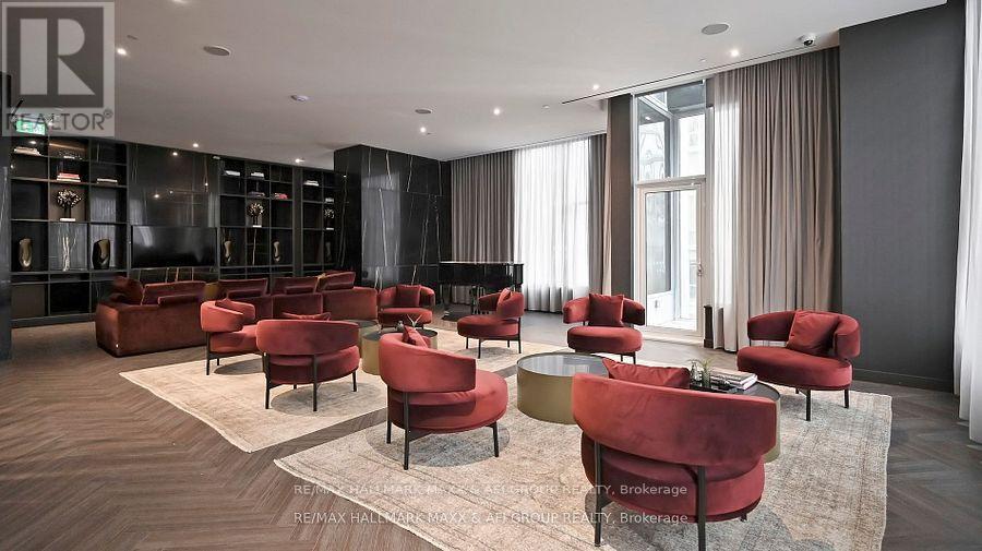 #2510 11 YORKVILLE AVENUE - 40