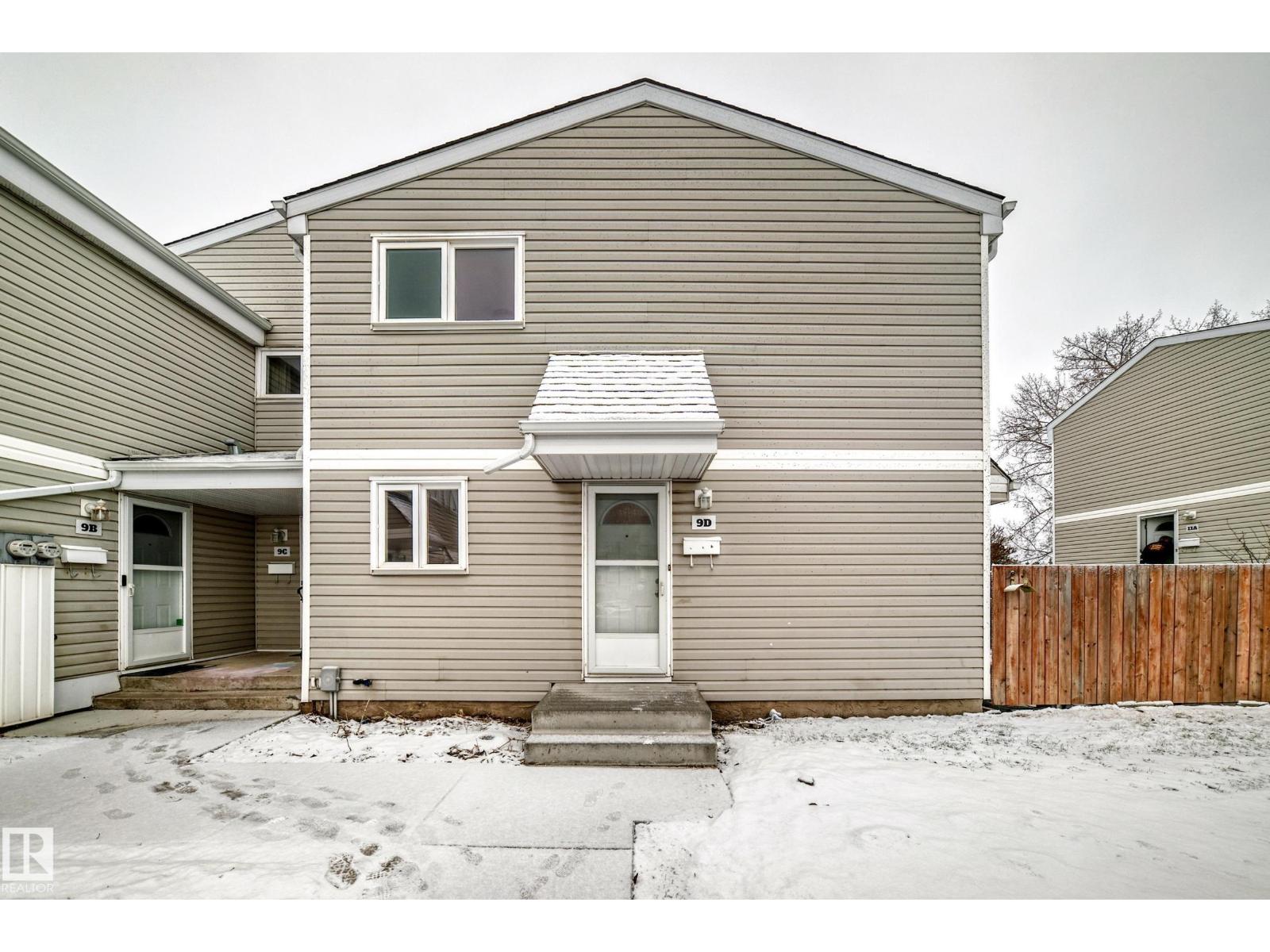 9D CASTLE TC NW - 1