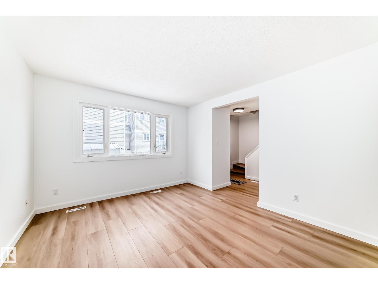 9D CASTLE TC NW - 13