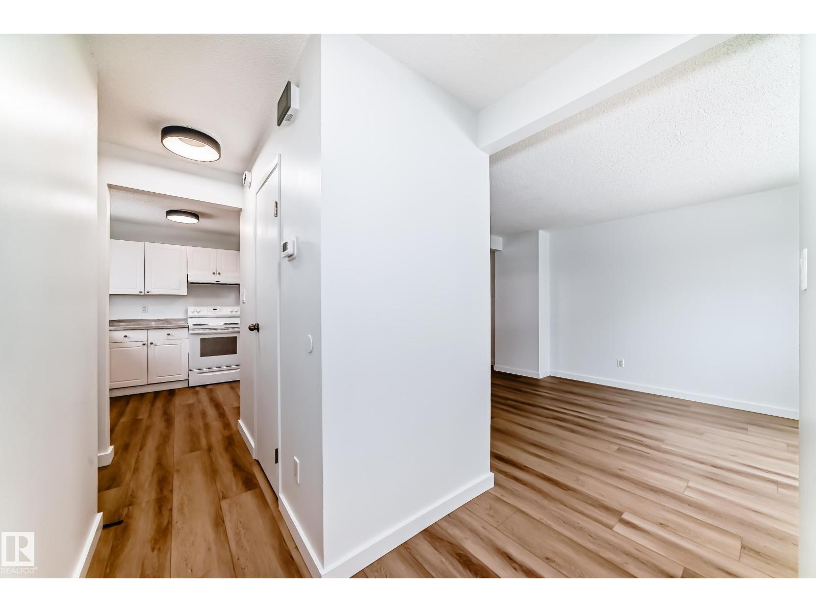 9D CASTLE TC NW - 15