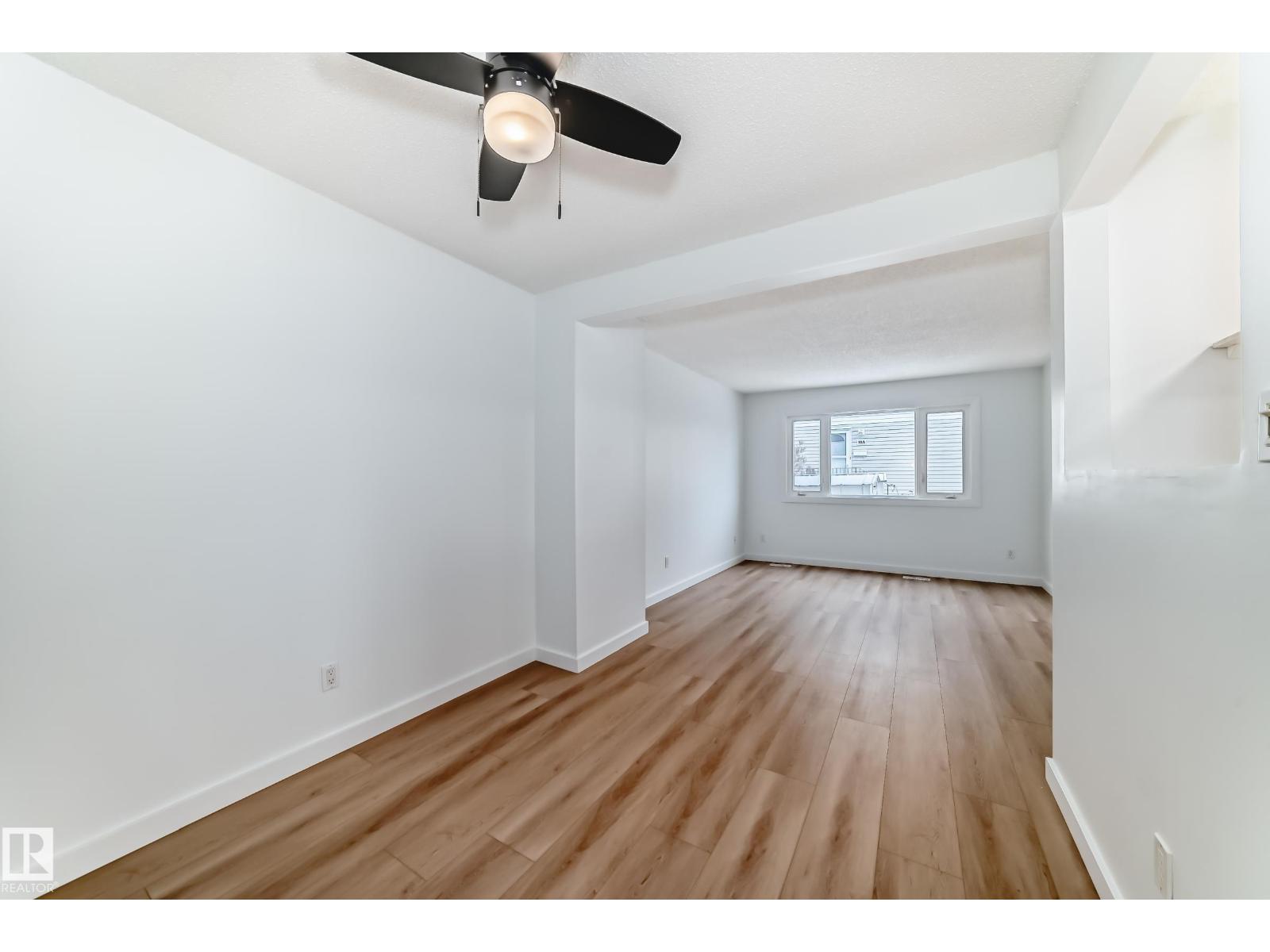 9D CASTLE TC NW - 17