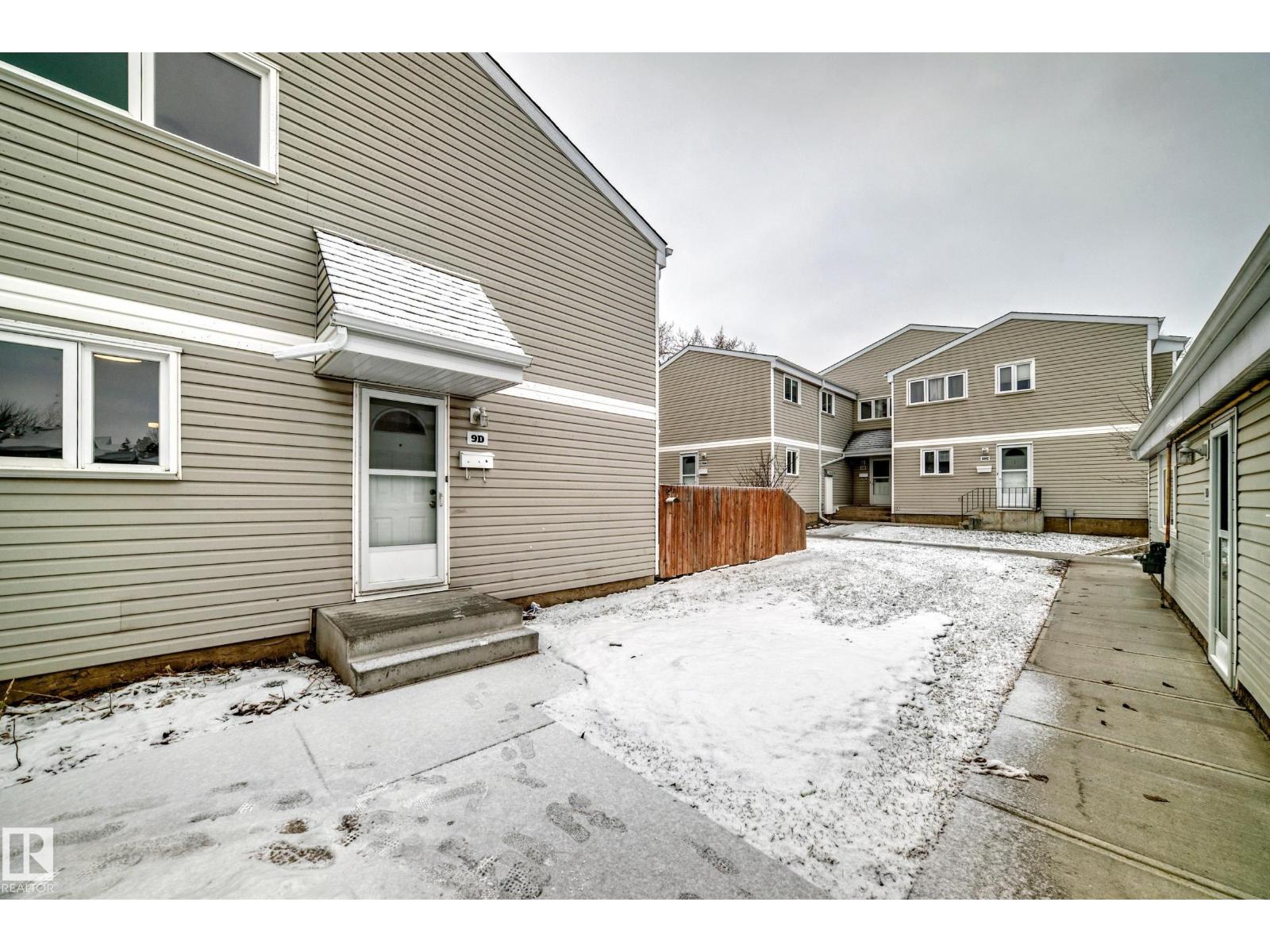 9D CASTLE TC NW - 47