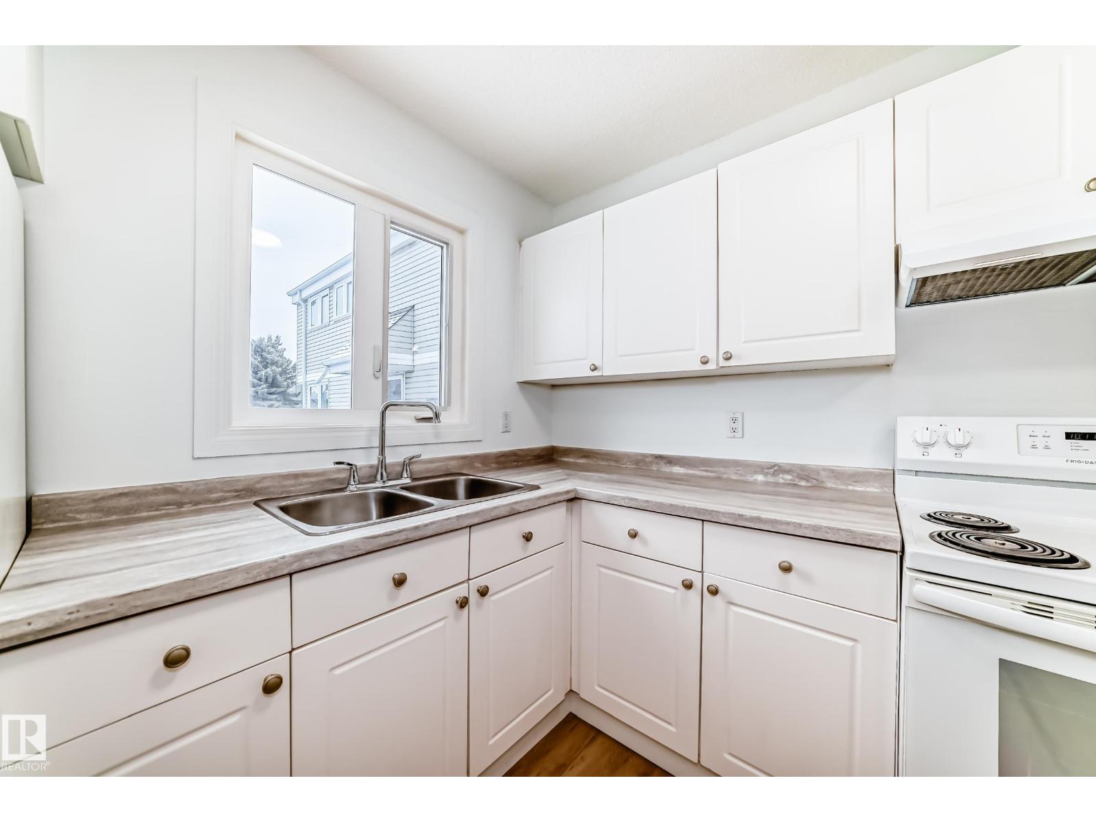 9D CASTLE TC NW - 8