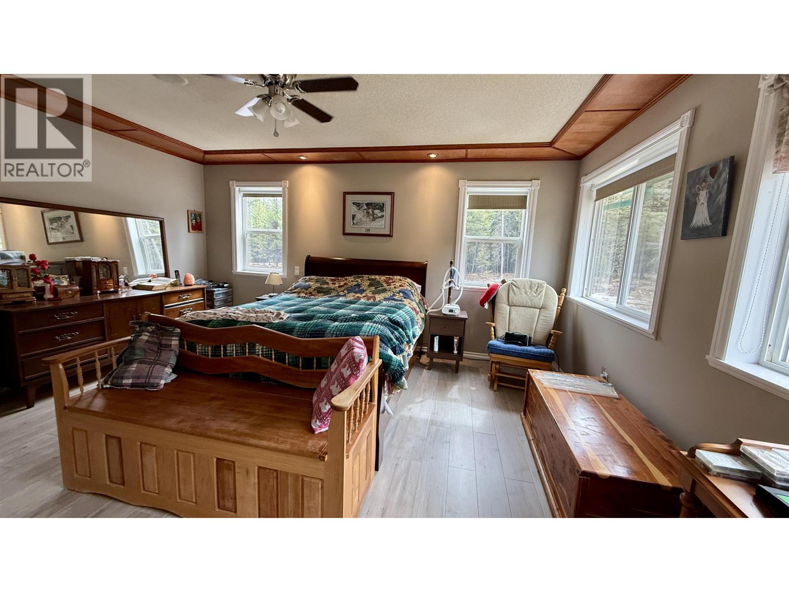 6940 INMAN ROAD - 12