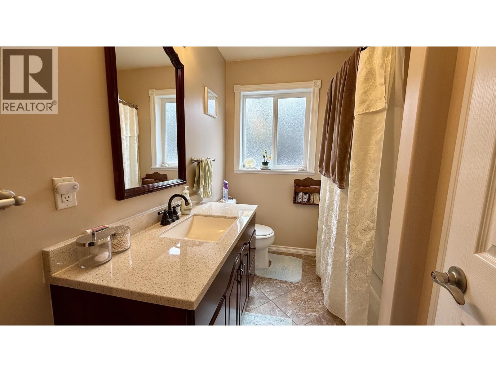 6940 INMAN ROAD - 16