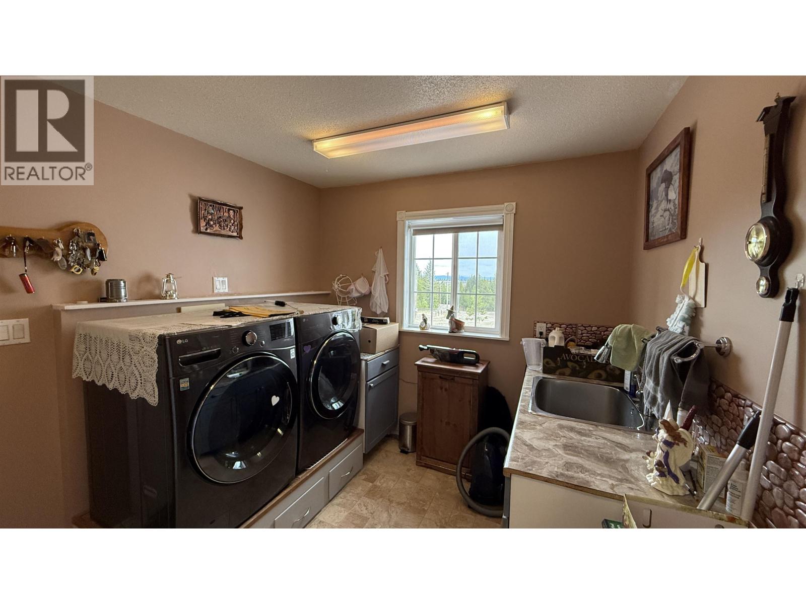 6940 INMAN ROAD - 18