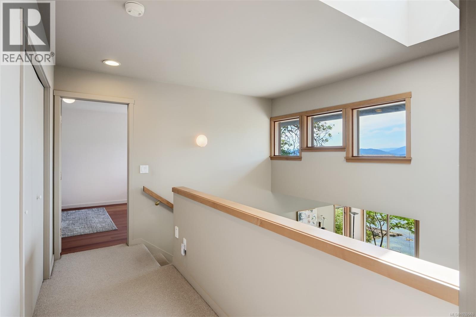 114 Arbutus Rd - 35