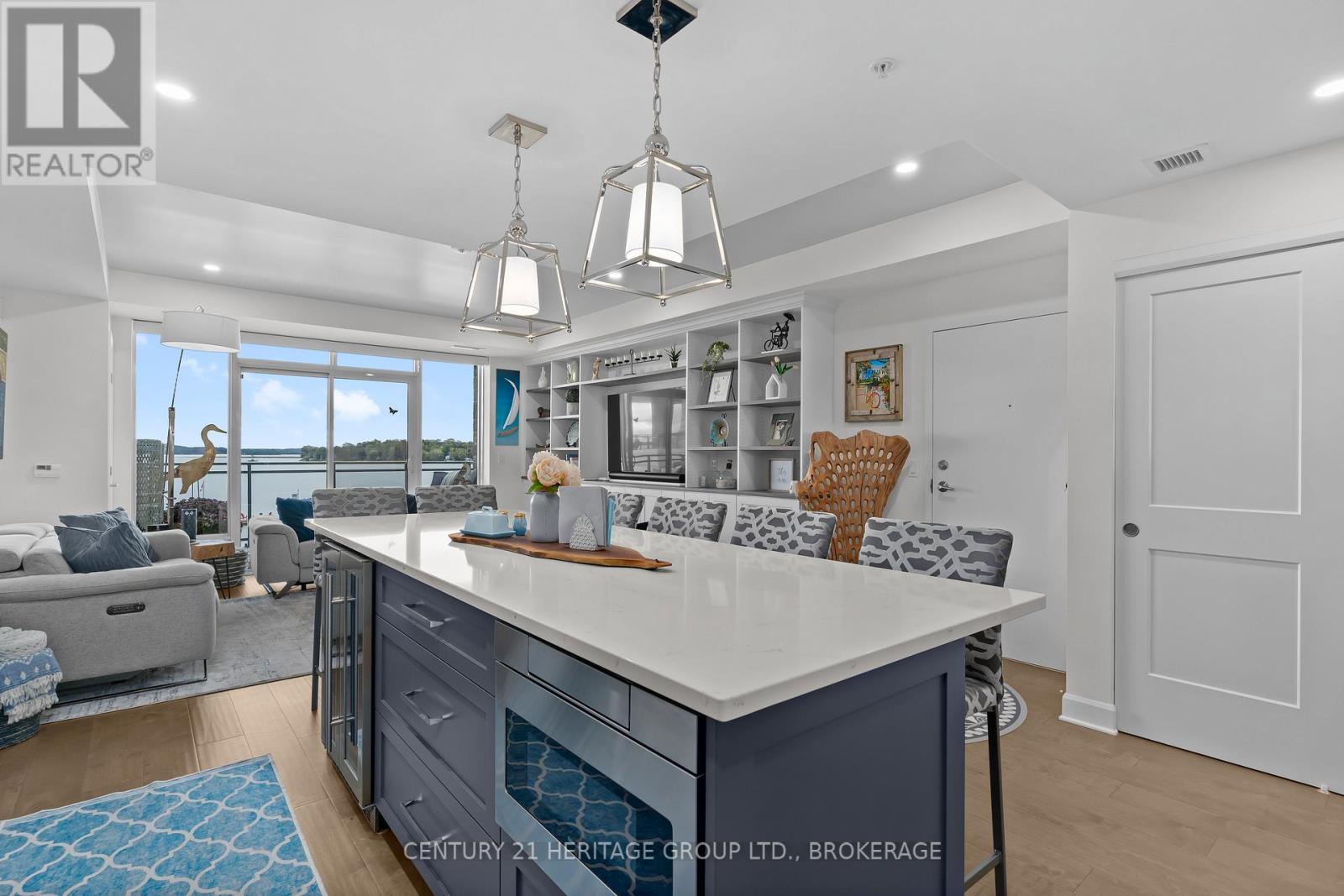 #217 129B SOUTH STREET - 14