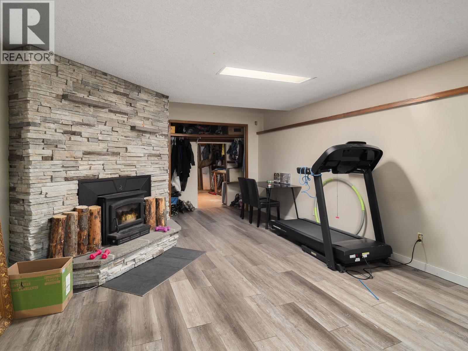 9930 SKYLARK ROAD - 20