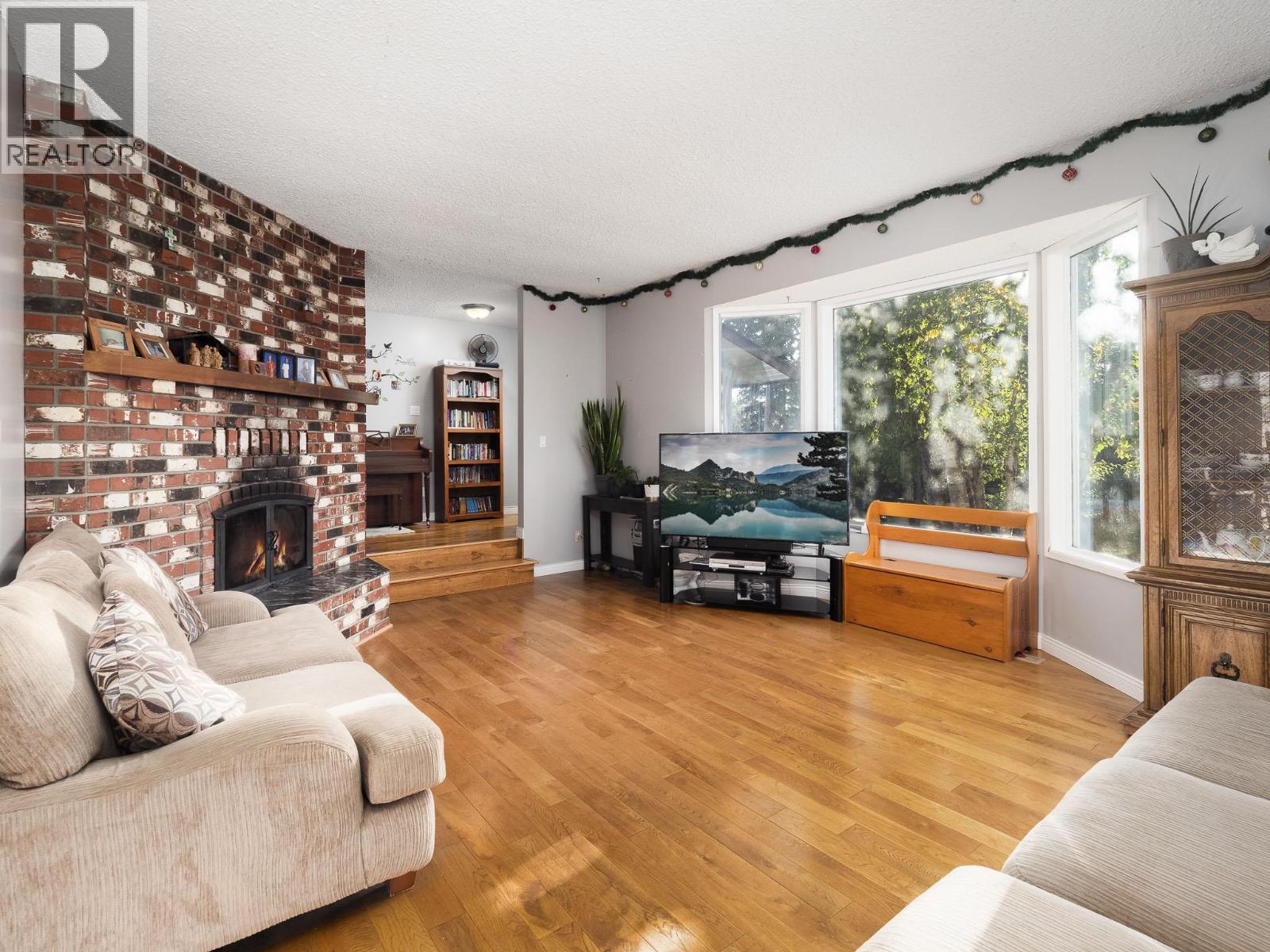 9930 SKYLARK ROAD - 3