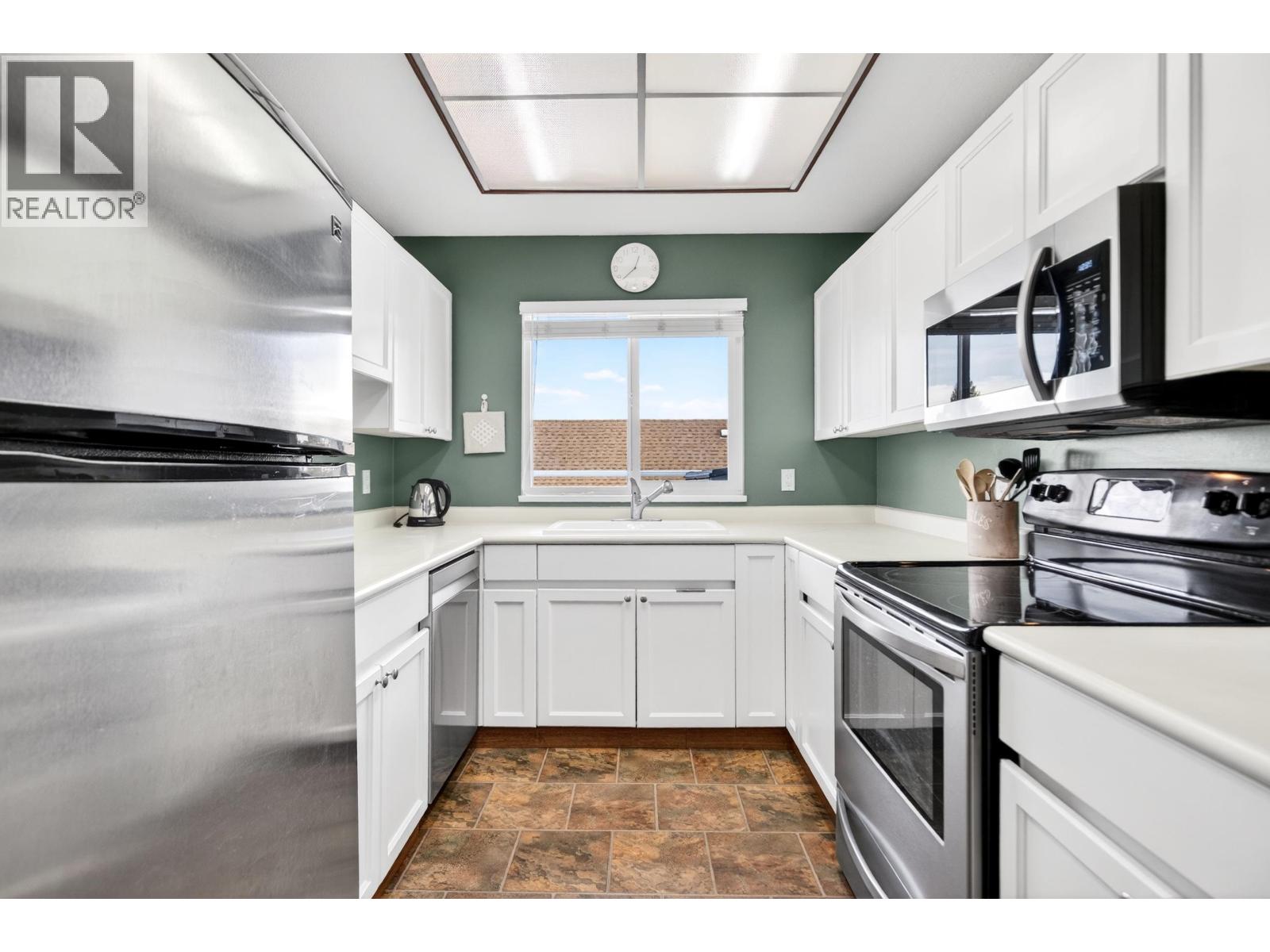 #19-5661 LADNER TRUNK Road, Delta