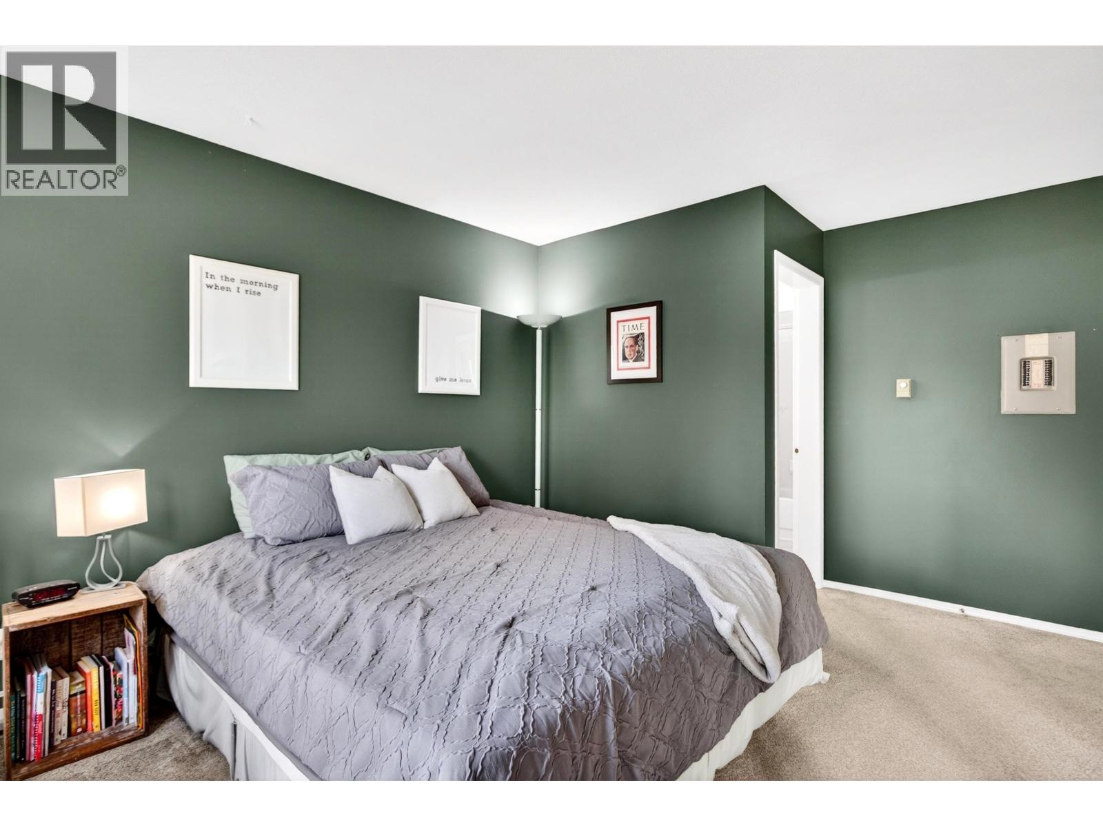 #19-5661 LADNER TRUNK Road, Delta