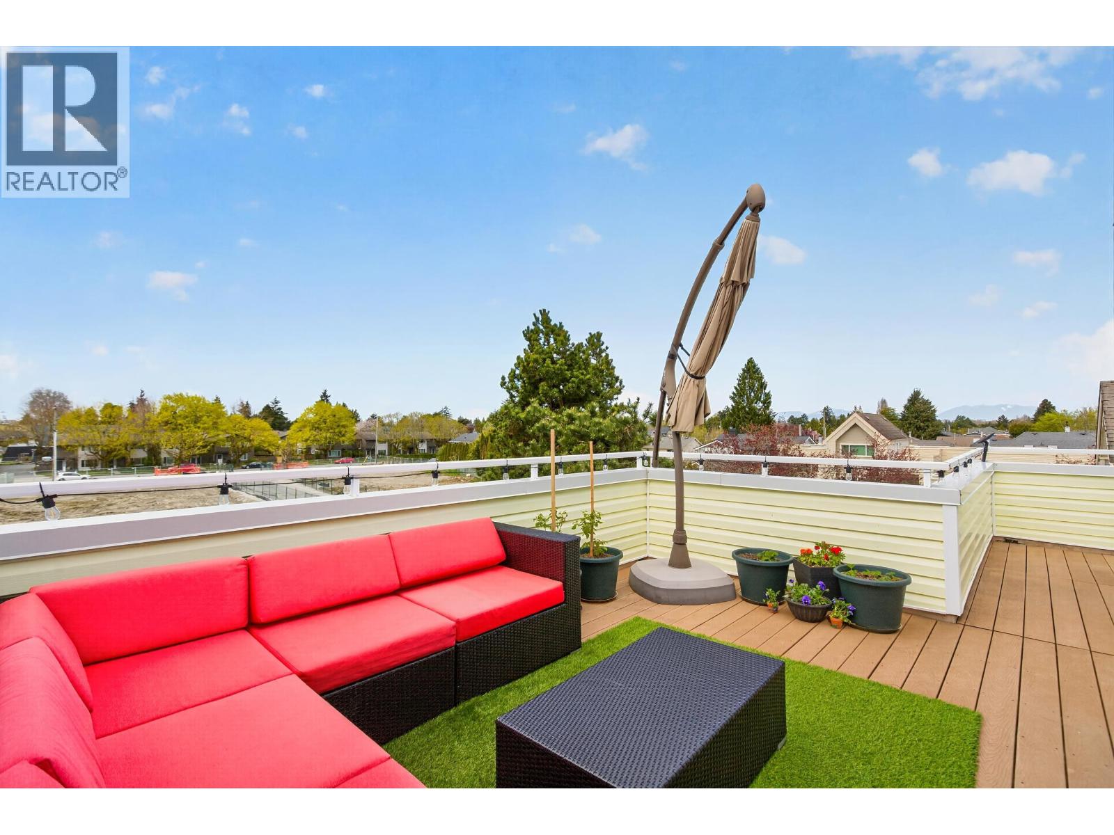 #19-5661 LADNER TRUNK Road, Delta