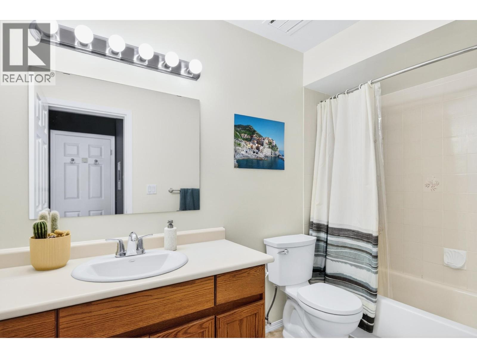 #19-5661 LADNER TRUNK Road, Delta