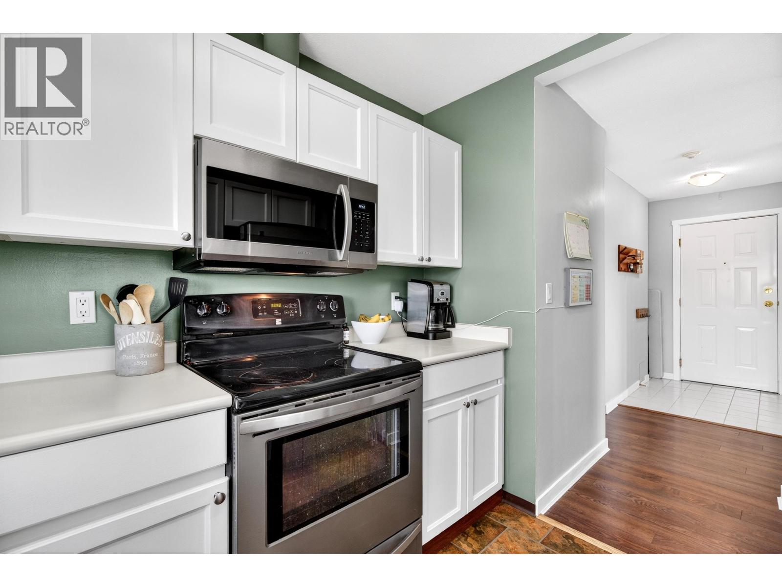 #19-5661 LADNER TRUNK Road, Delta