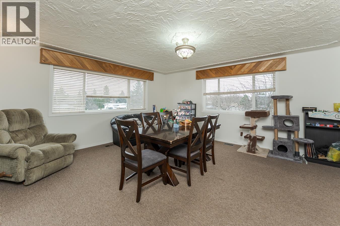 1525 EWERT STREET - 10