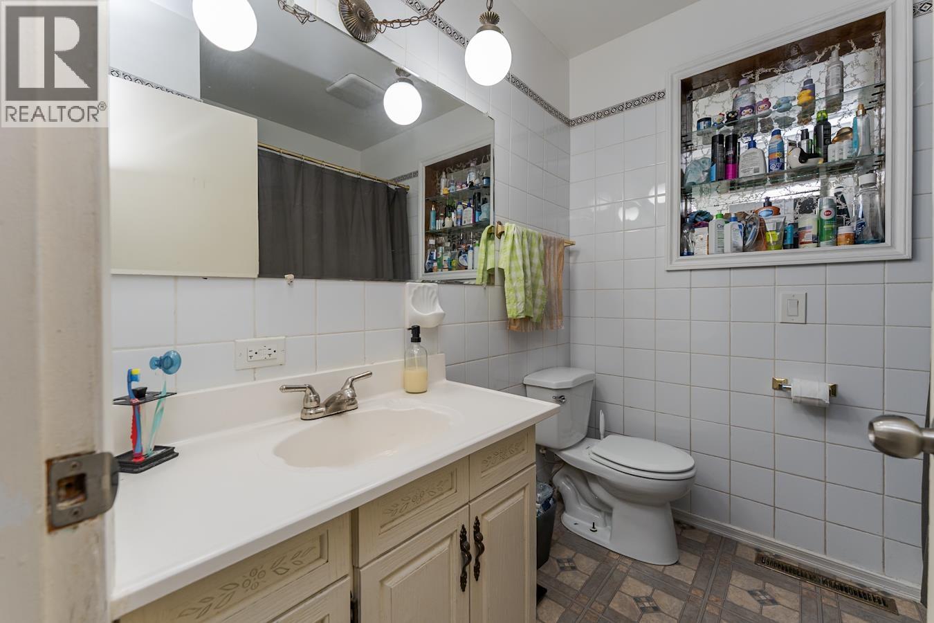 1525 EWERT STREET - 17