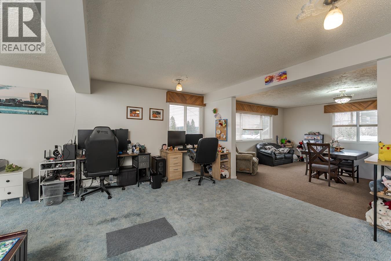 1525 EWERT STREET - 12