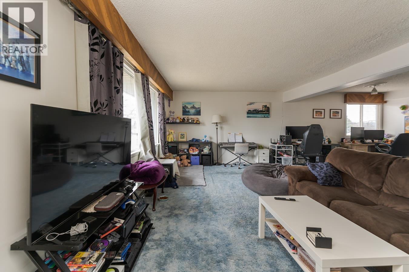 1525 EWERT STREET - 20