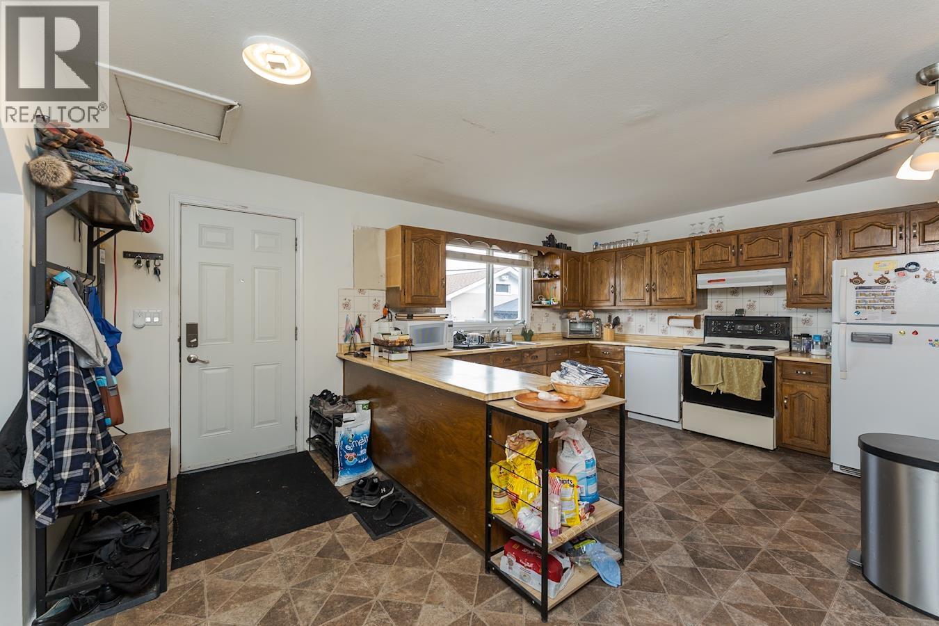 1525 EWERT STREET - 4