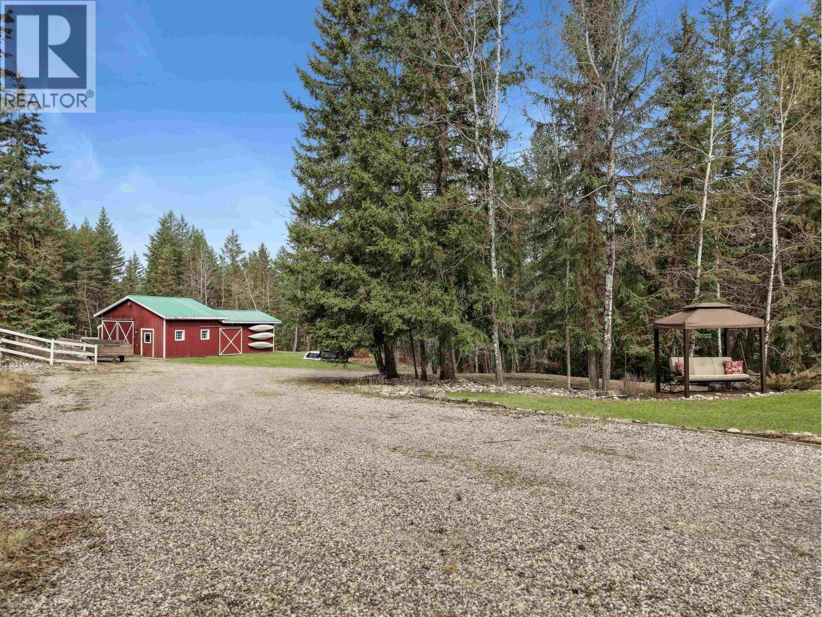 1508 VALLEYVIEW DRIVE - 39