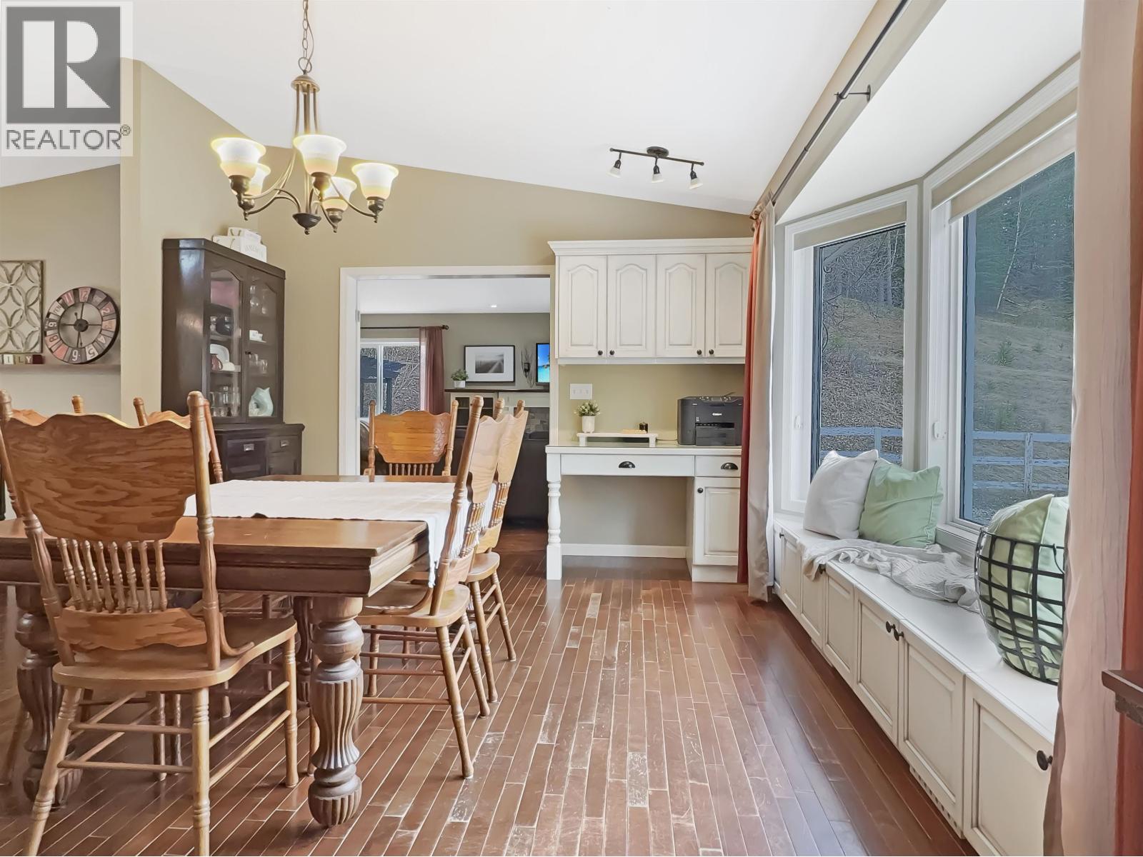 1508 VALLEYVIEW DRIVE - 12