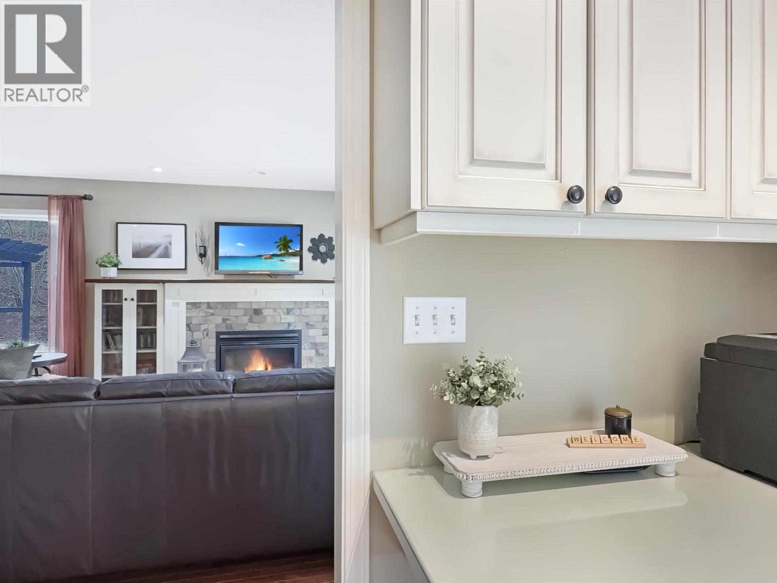 1508 VALLEYVIEW DRIVE - 19