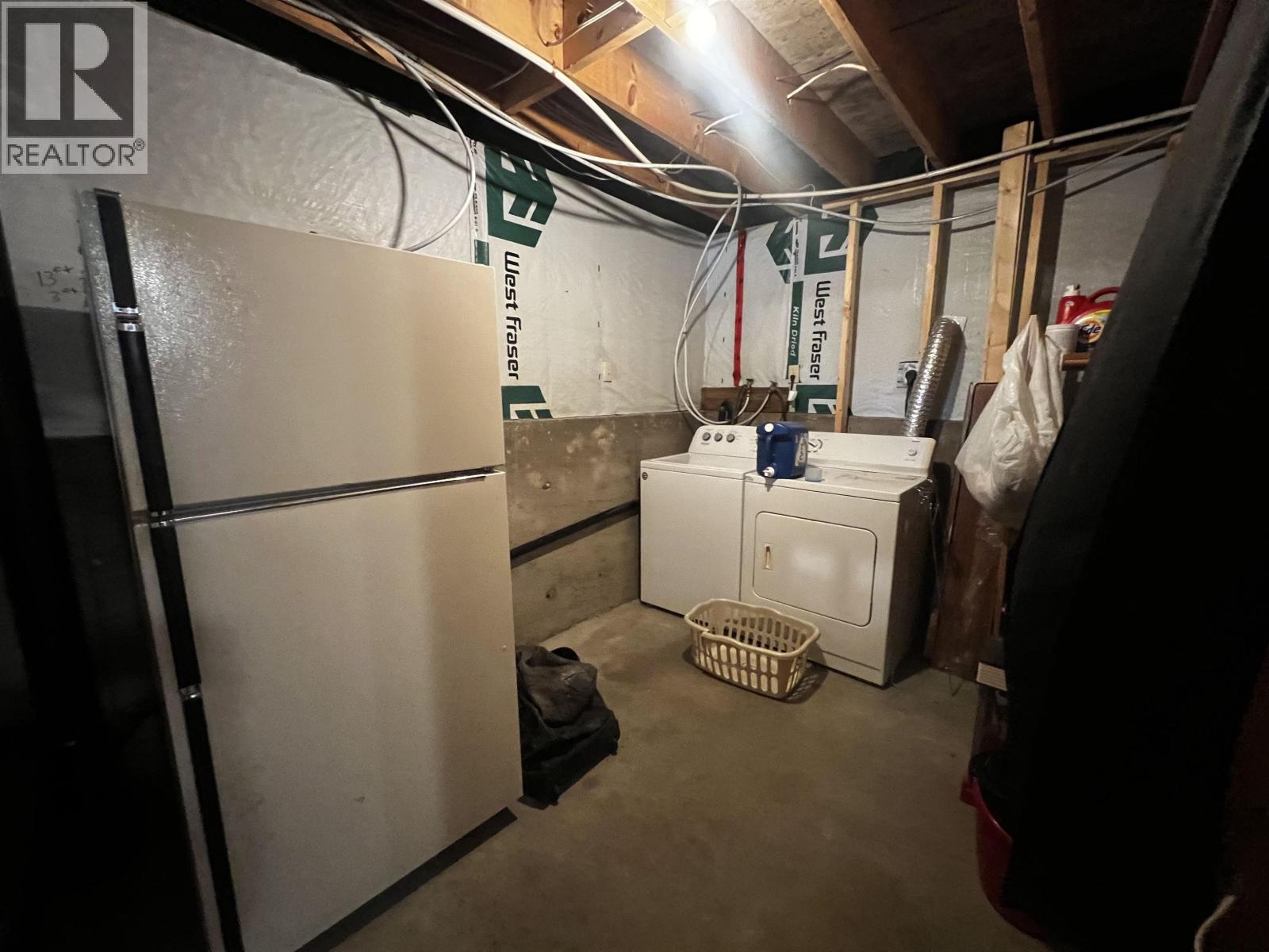 1408 FRANCOIS LAKE ROAD - 18