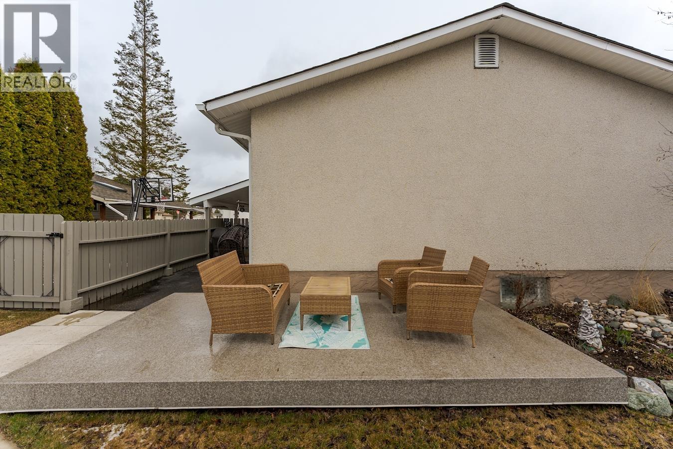 1011 HANSARD CRESCENT - 37