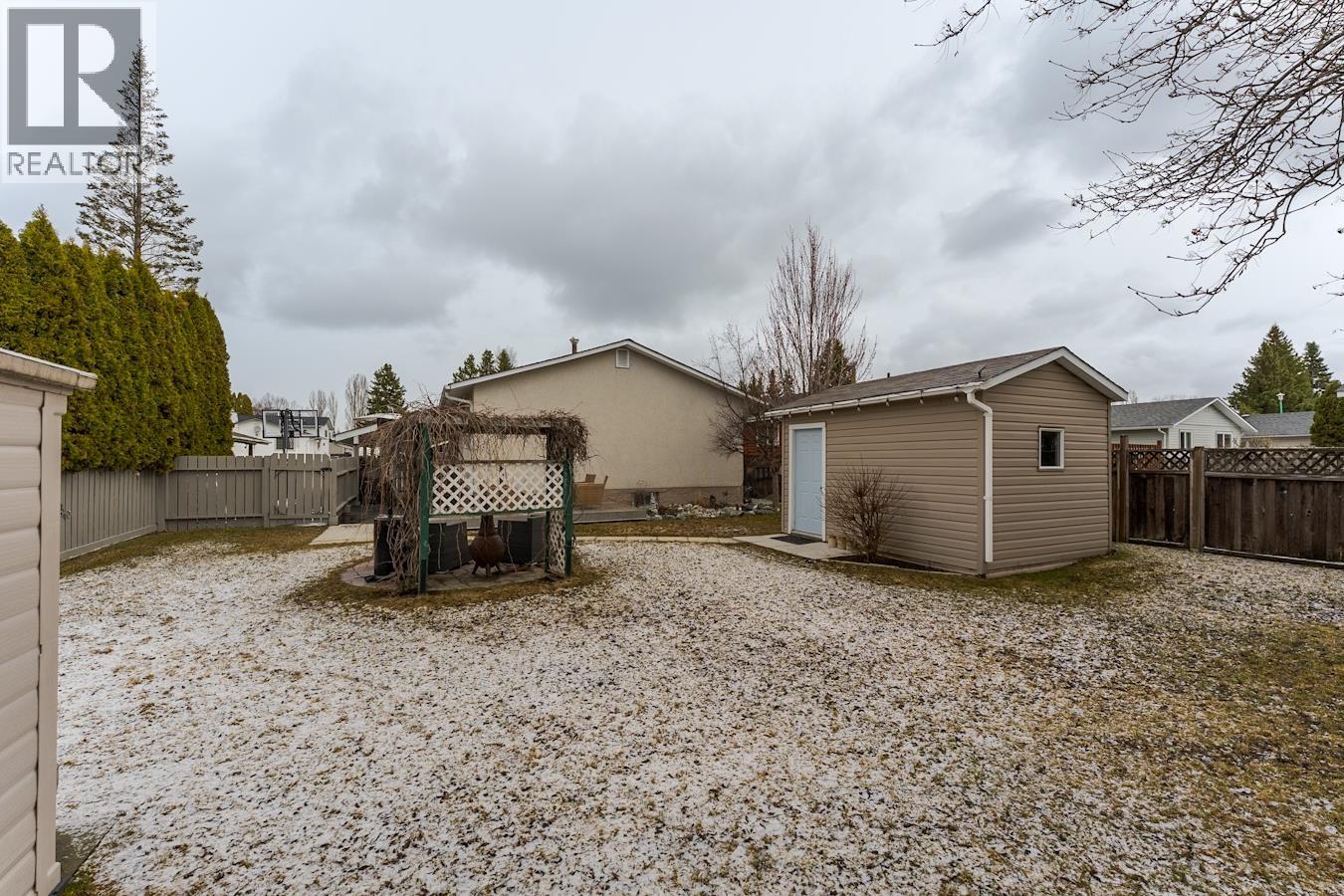 1011 HANSARD CRESCENT - 36