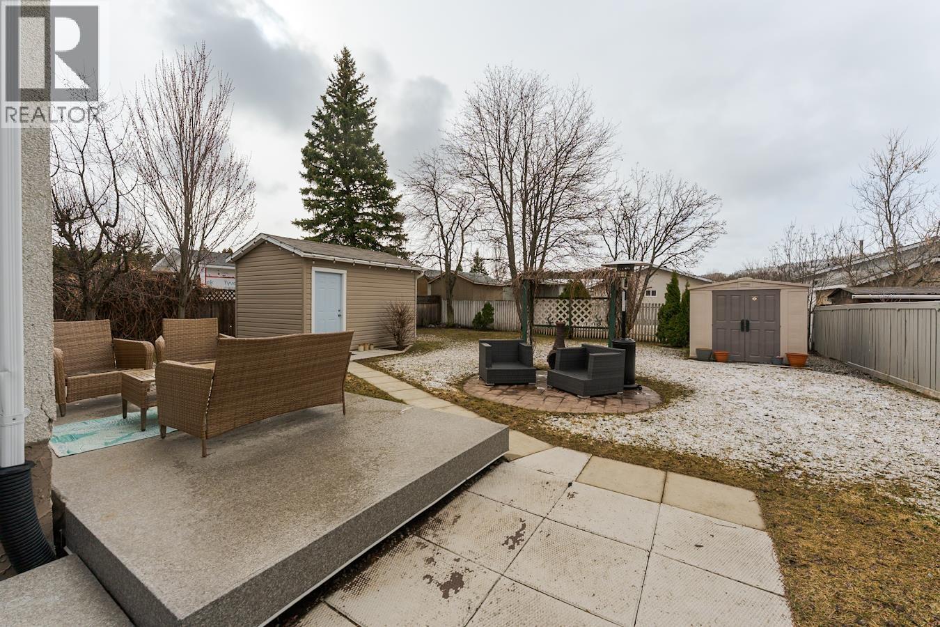 1011 HANSARD CRESCENT - 34