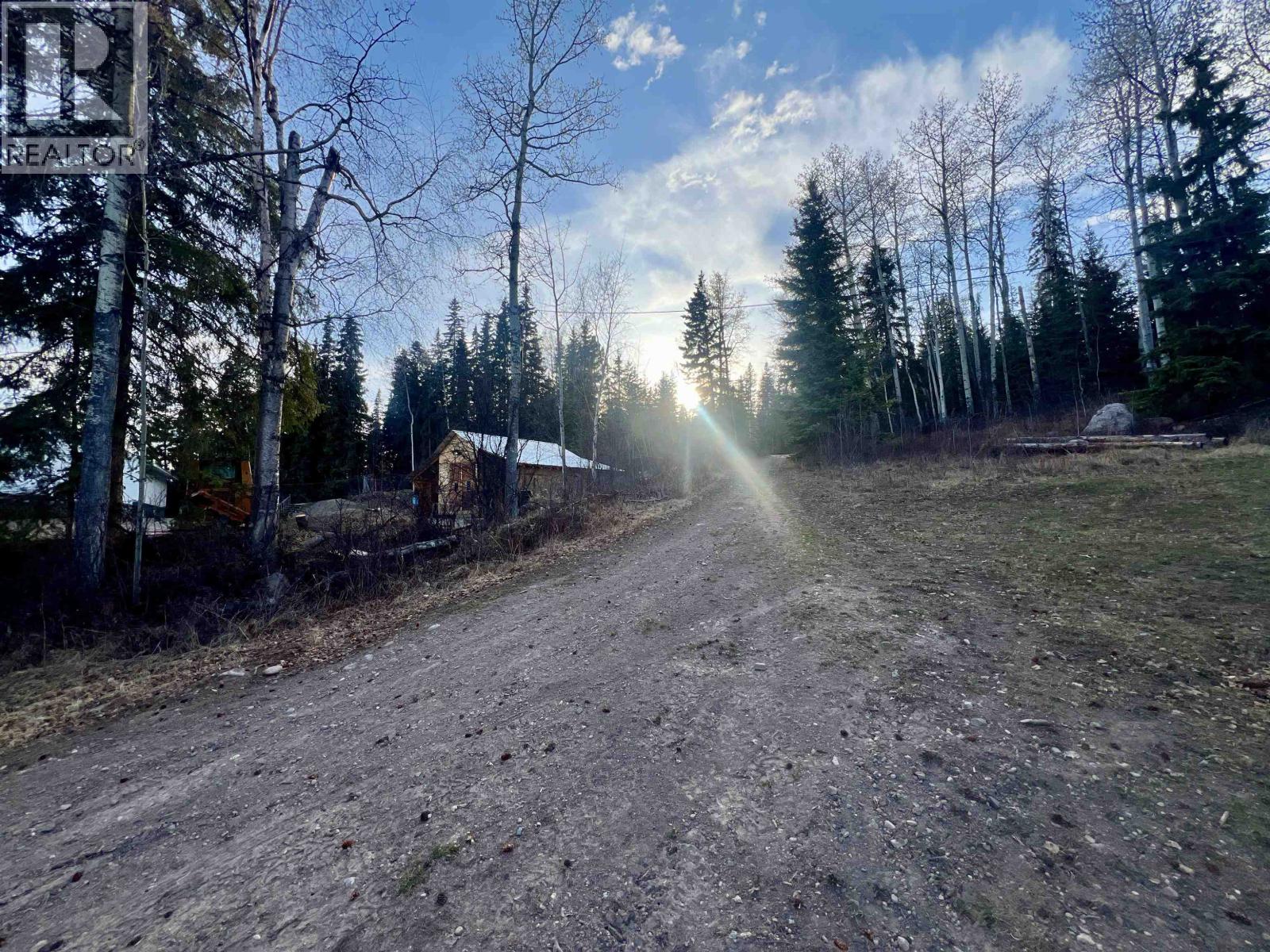 1408 FRANCOIS LAKE ROAD - 30