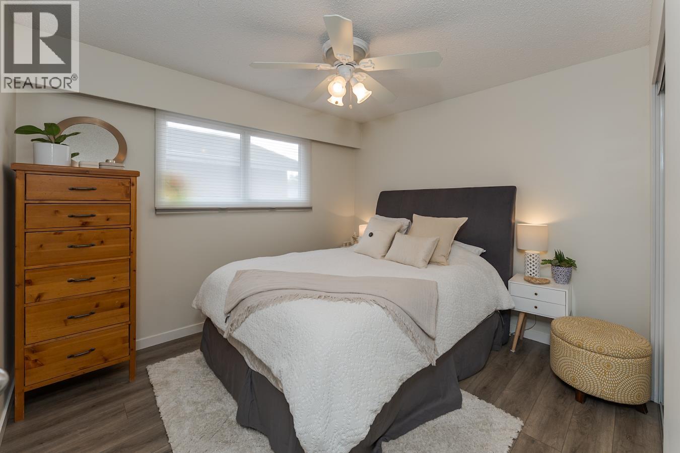 1011 HANSARD CRESCENT - 23