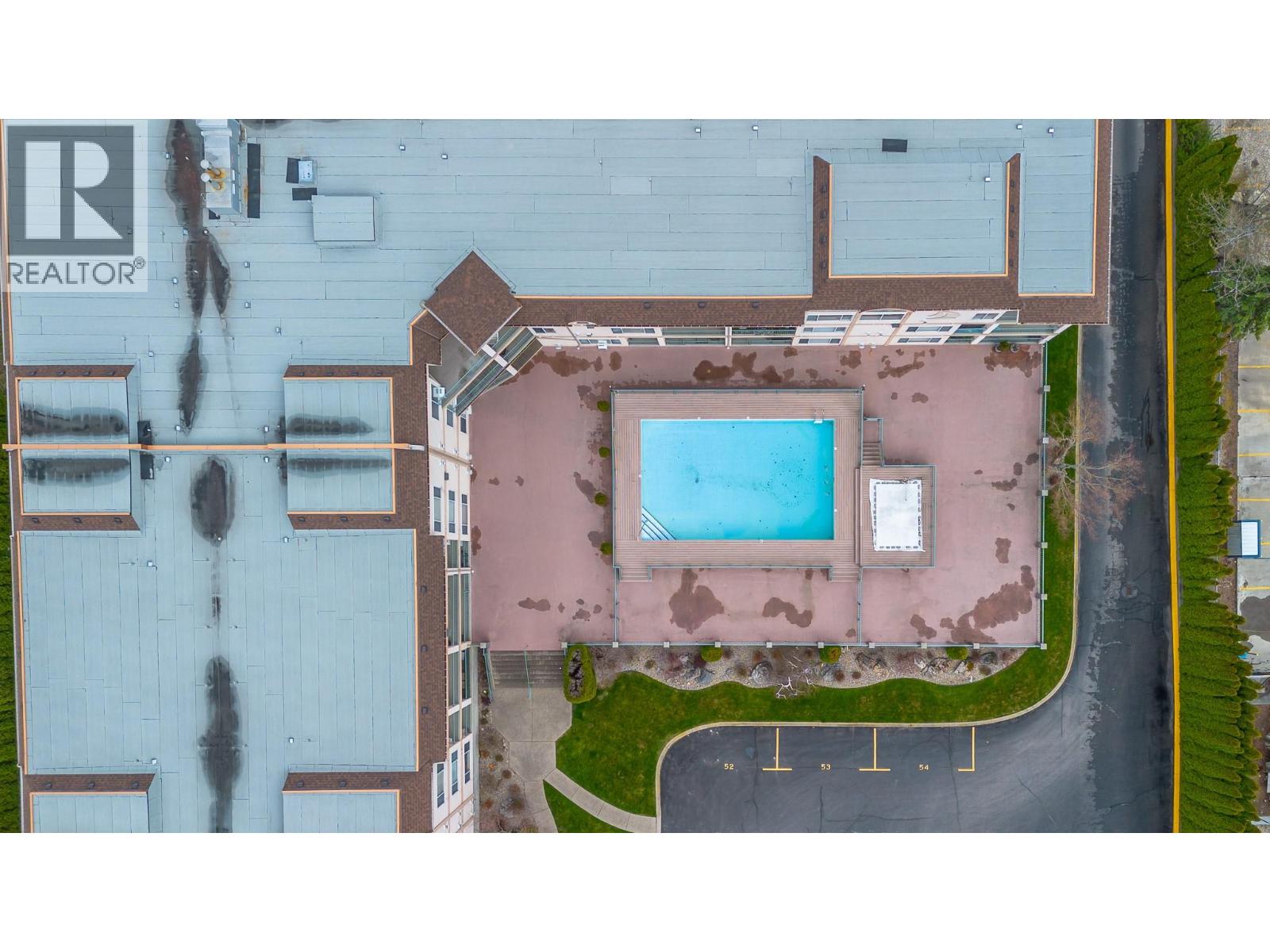 304 1002 Riverside Avenue, Sicamous