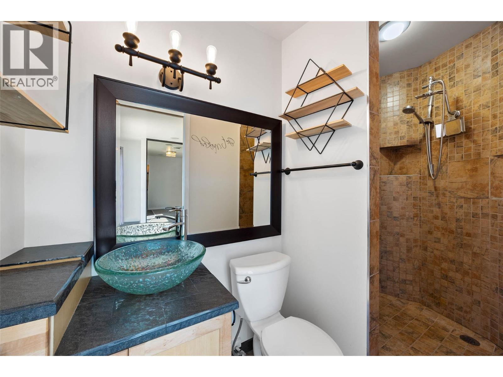1825 Parkcrest Avenue - 17