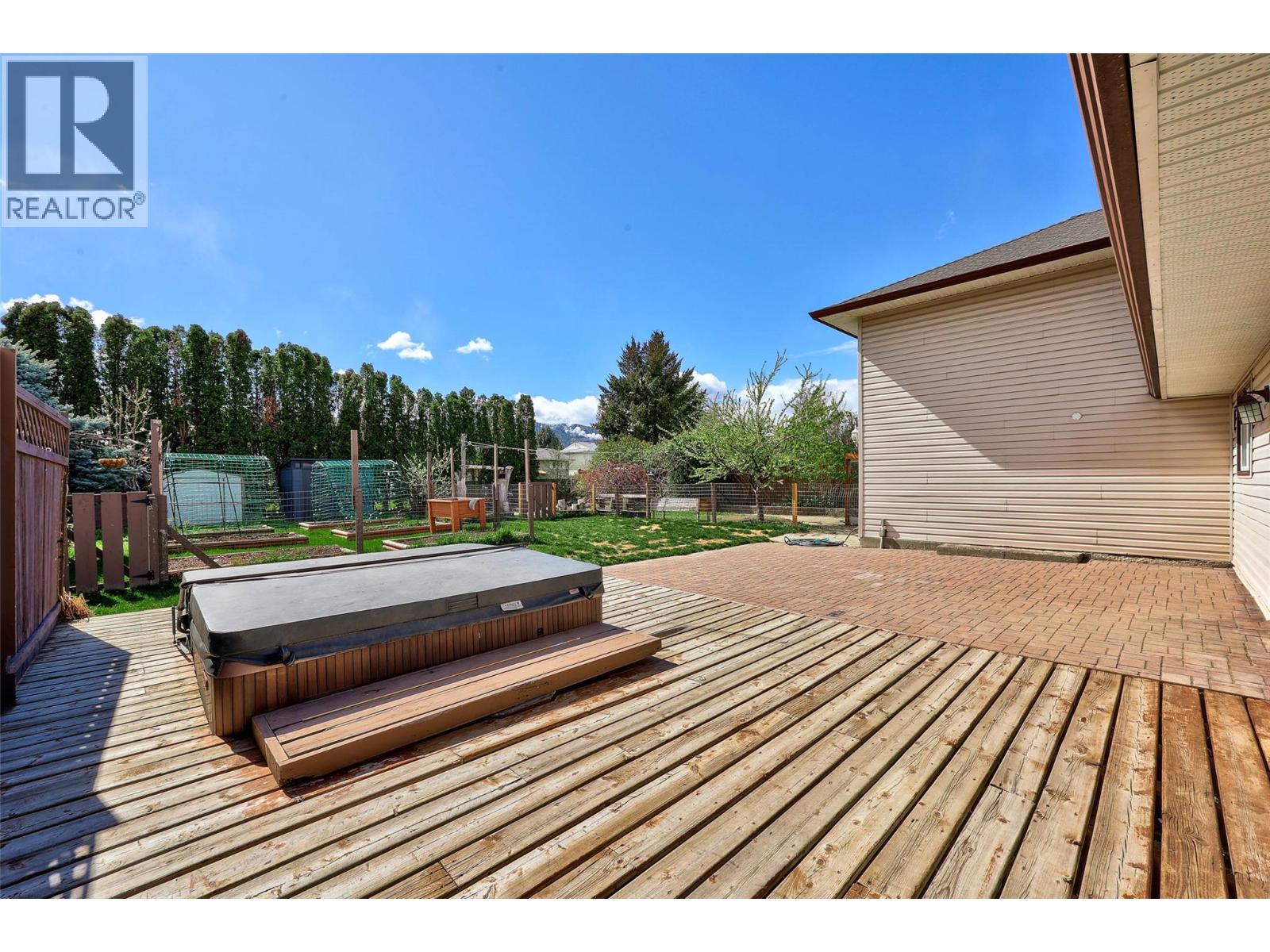 1825 Parkcrest Avenue - 15