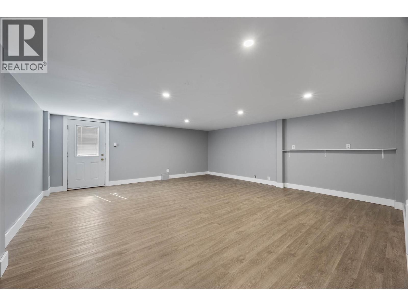 1825 Parkcrest Avenue - 20
