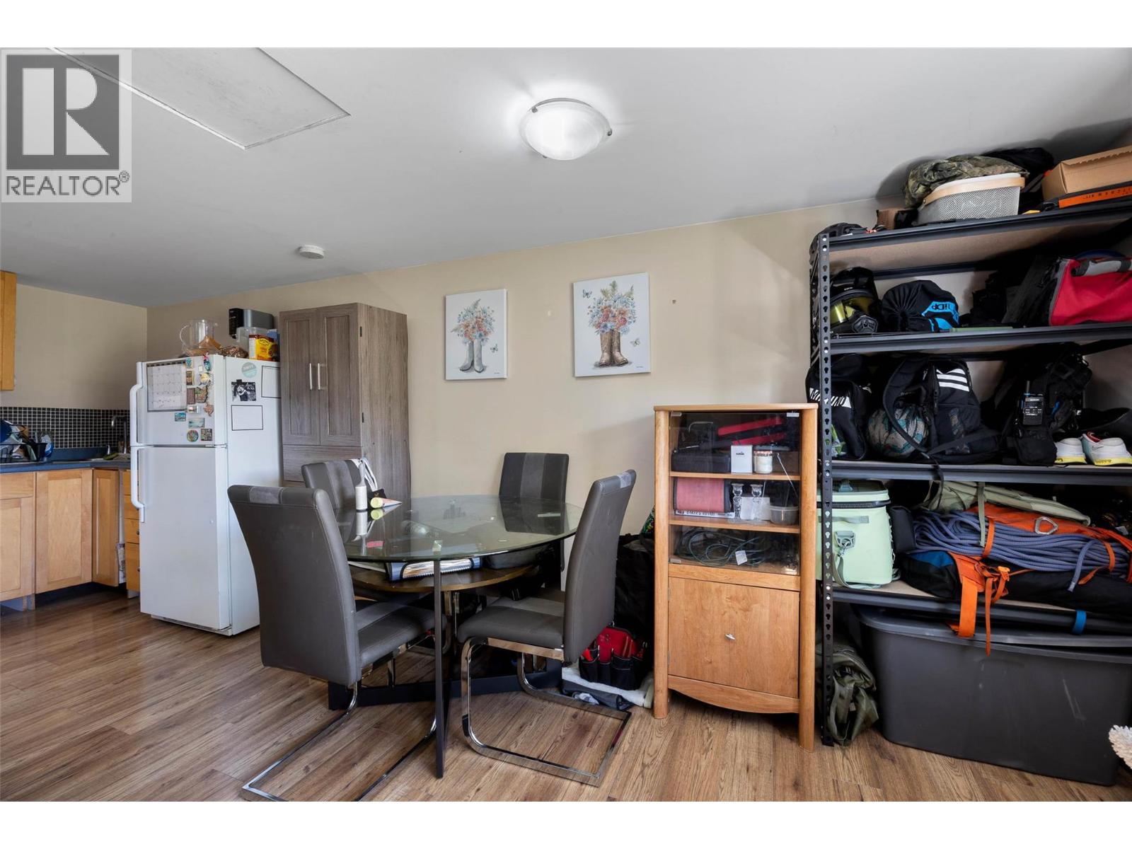 1825 Parkcrest Avenue - 24
