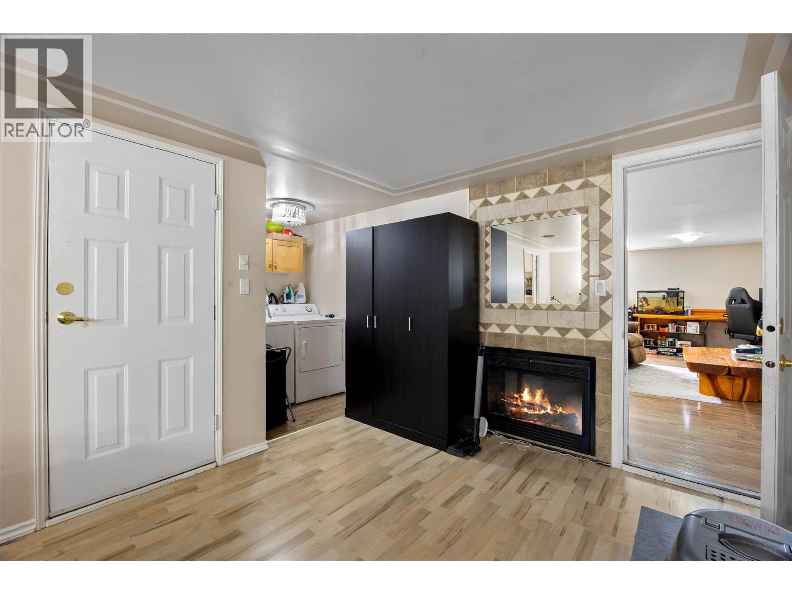1825 Parkcrest Avenue - 30