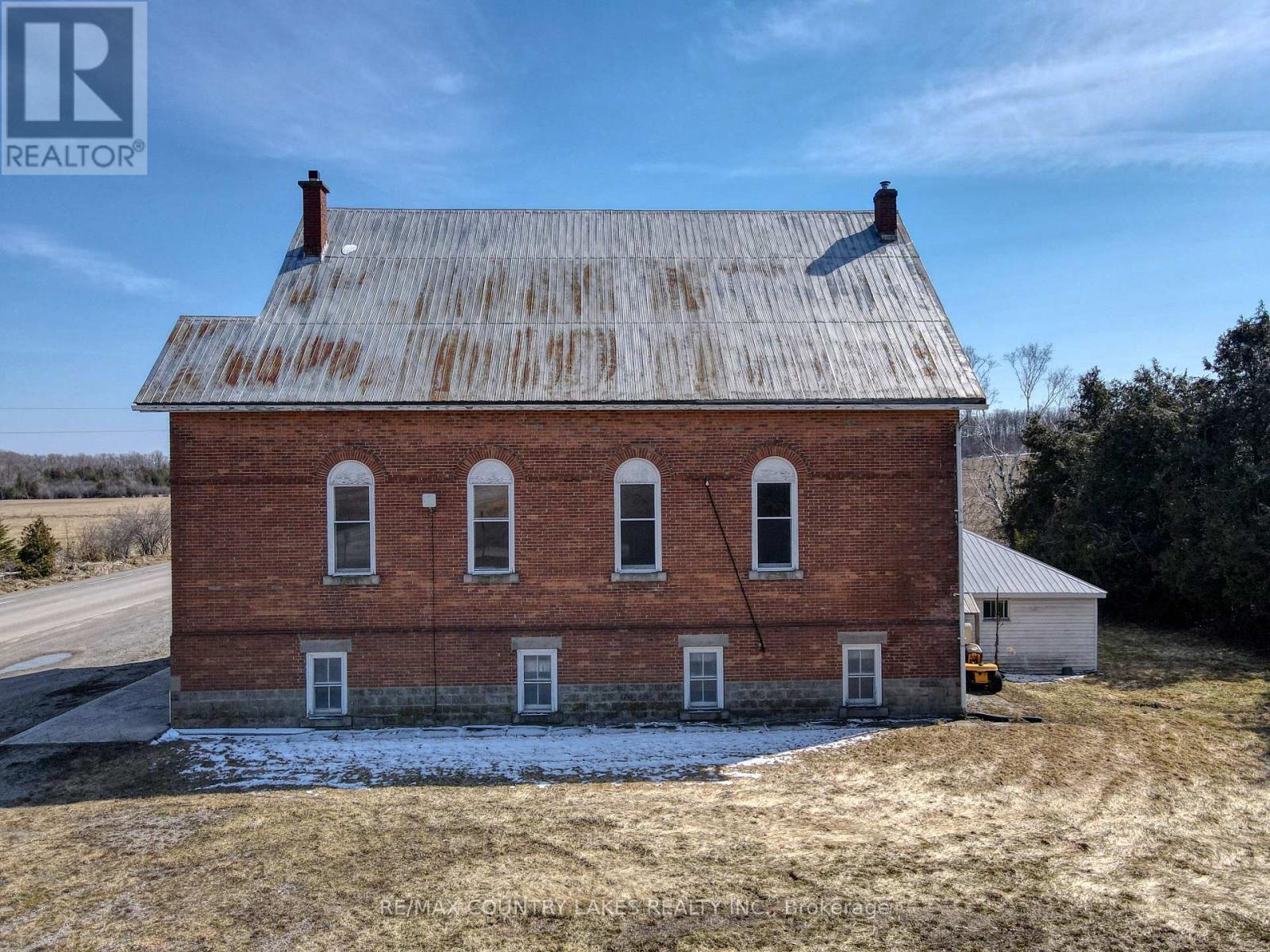 407 COUNTY ROAD 46 - 18