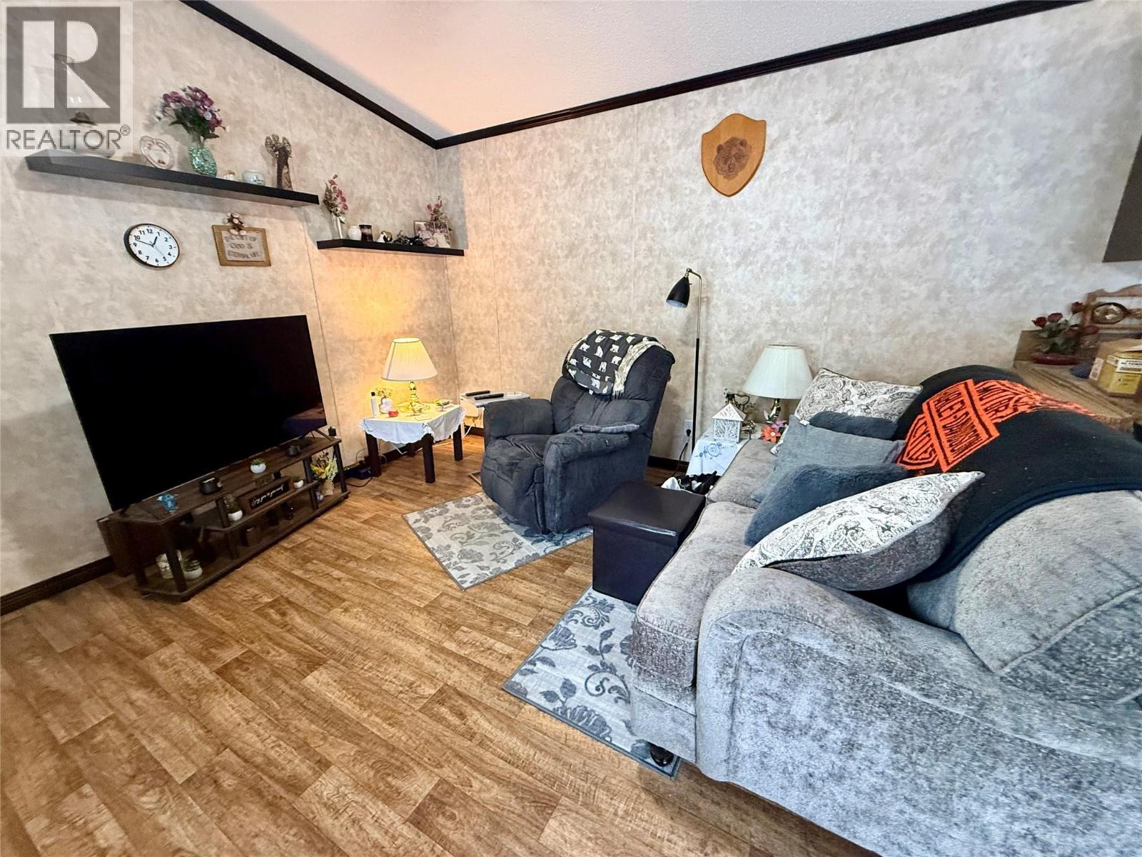 #20 500 16TH AVENUE - 10