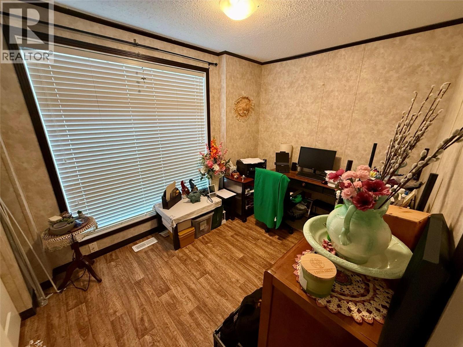 #20 500 16TH AVENUE - 13